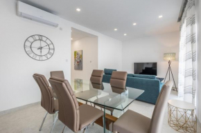 St Julians Apartment